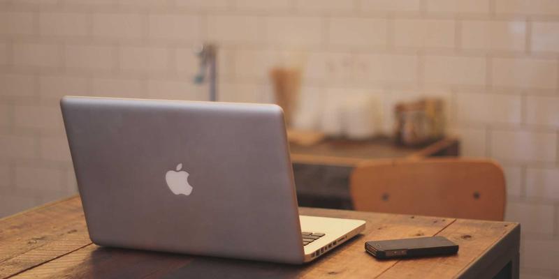 硬核科幻动漫如何征服猫跳粉丝?深度解析《星空清理者》《柏拉图之链》的科学设定与角色魅力